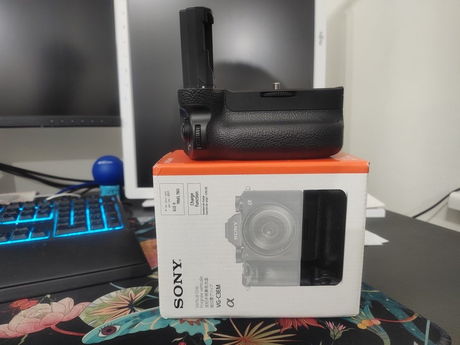 Grip Sony VG-C3EM do A9, A7R III, A7 III