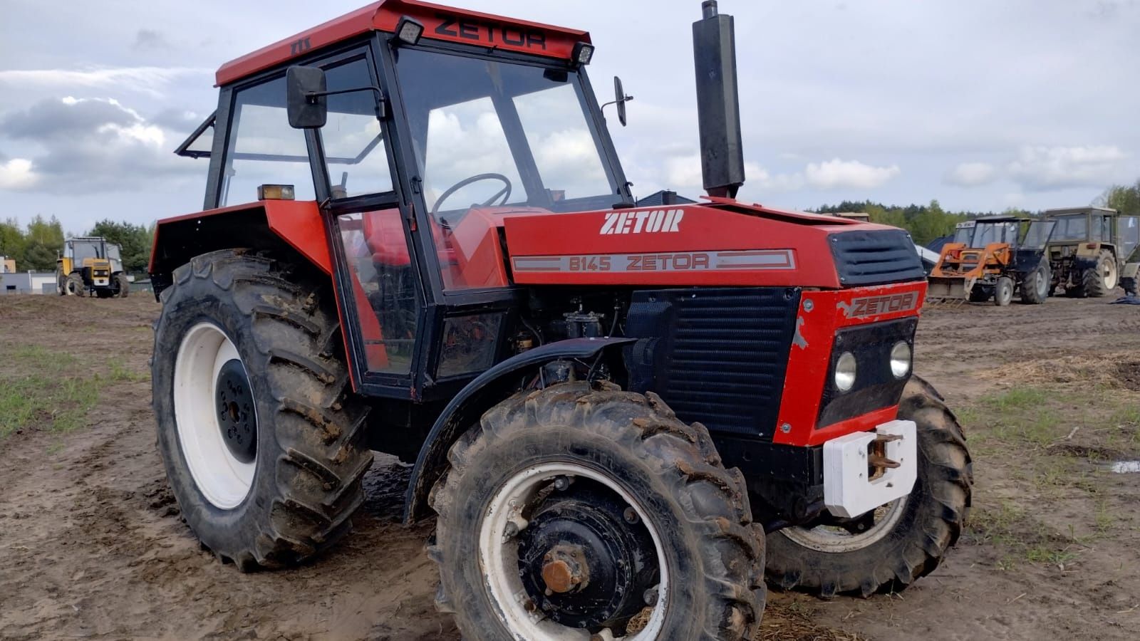 Ciagnik rolniczy Zetor 8145.. możliwość zamiany na inny ciagnik tańszy