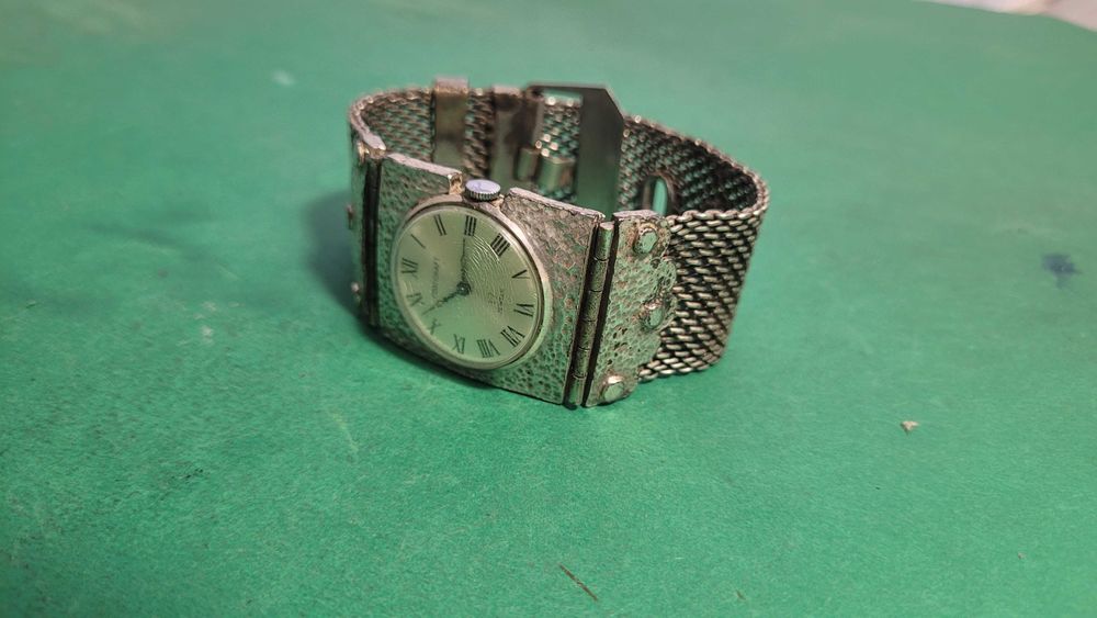 Stary zegarek DAMSKIM -TRACHT- COROCRAFT- posrebrzanny