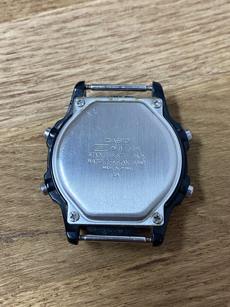 Zegarek casio w93h