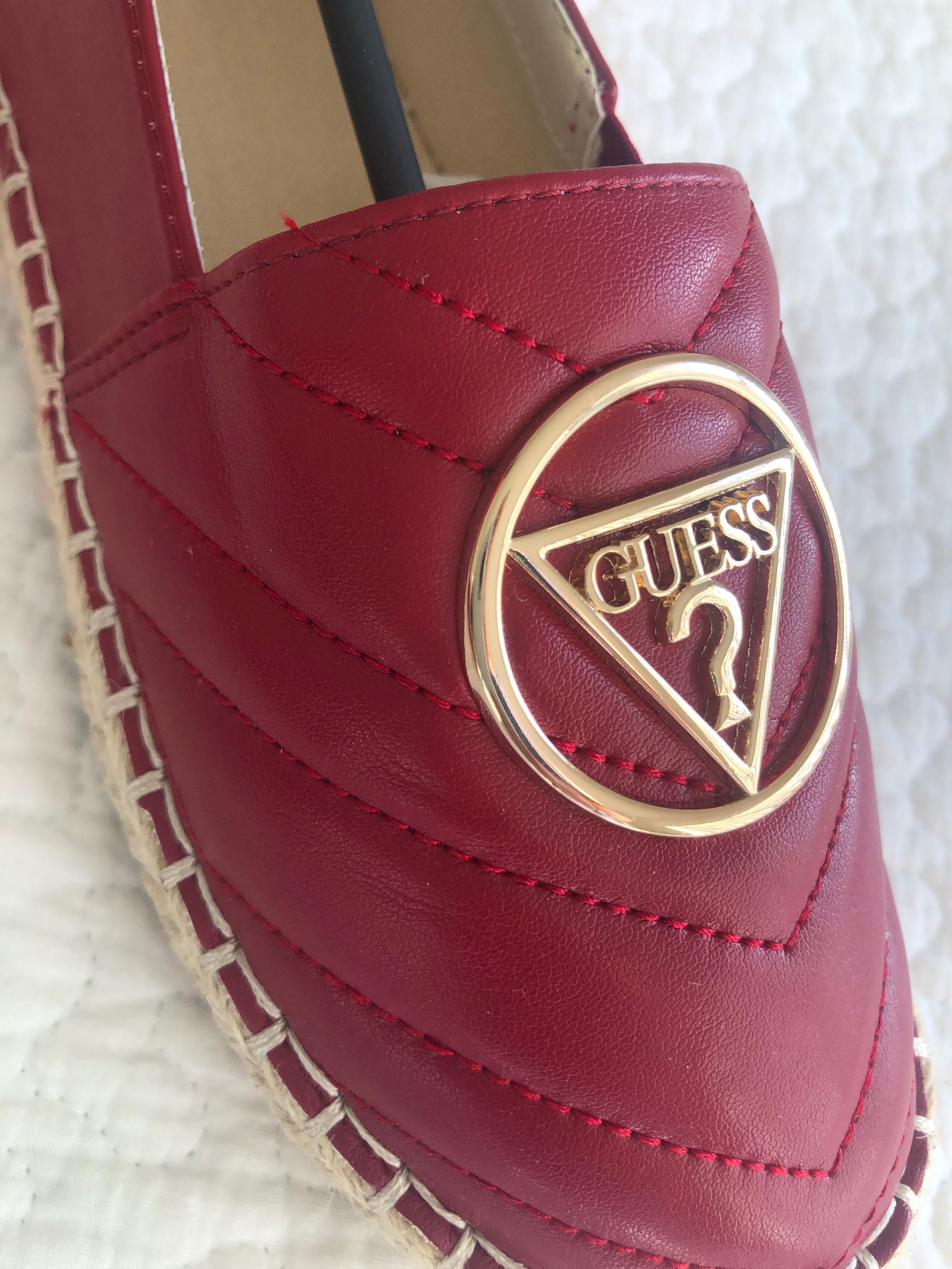 Guess espadryle nr 7- 24 cm