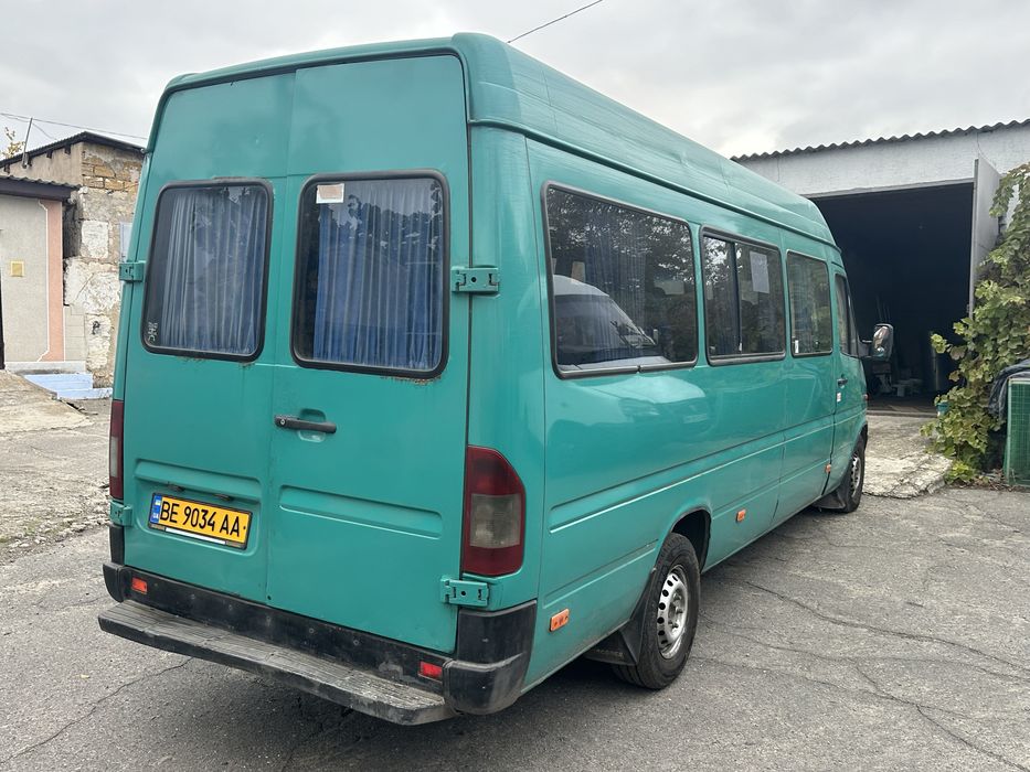 Продам Sprinter Mercedes Benz 310 2.9 дизель 1999 года в хорошем сост