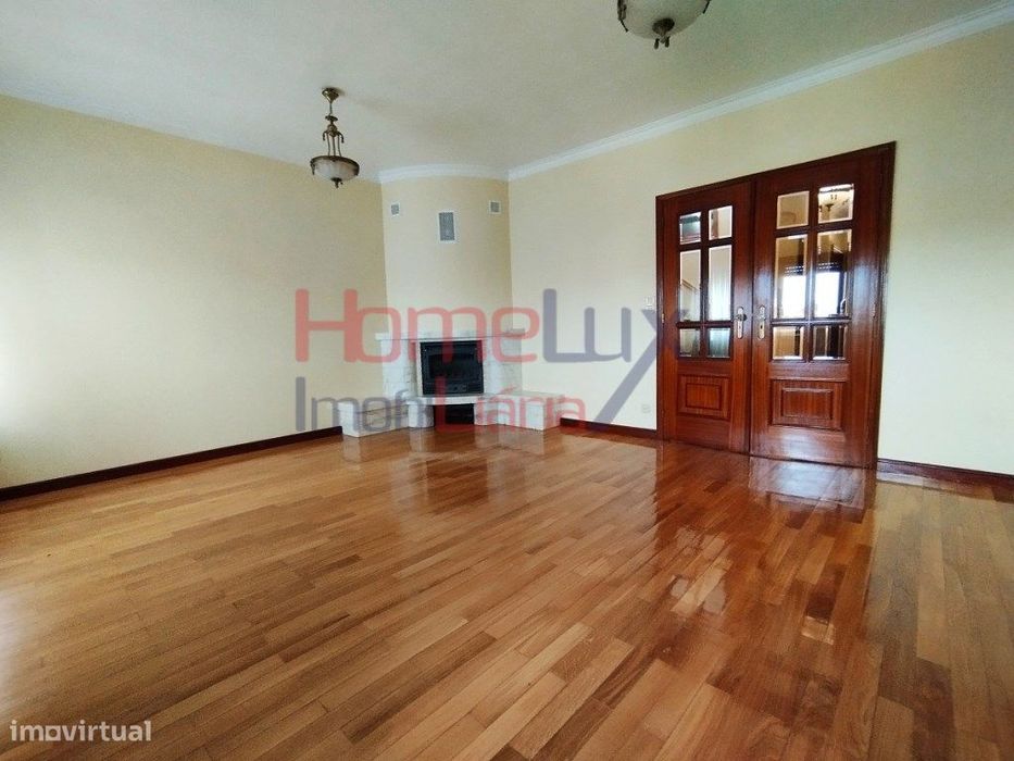 Andar Moradia T3 Duplex, c/ Terraço, Porto