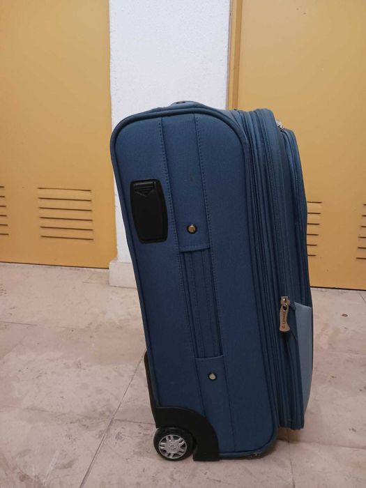Mala de viagem cabine azul