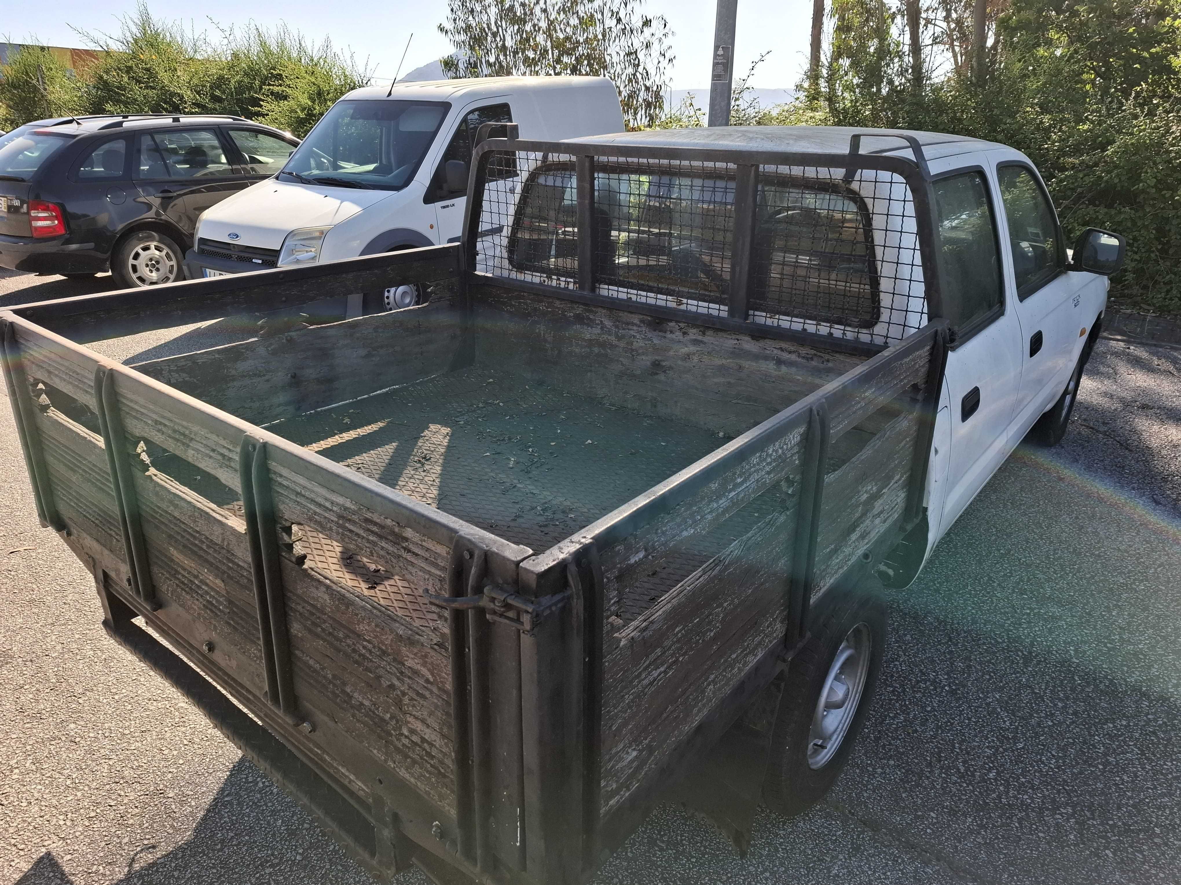Toyota Hilux 2.4D Cab. Dupla Nacional