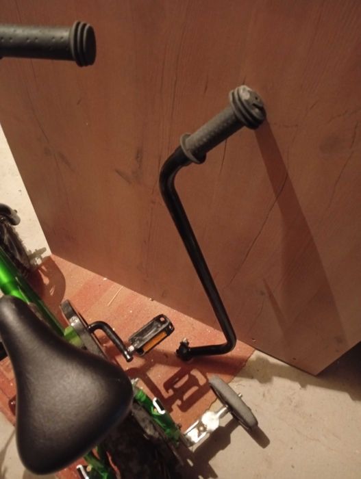 Rower 12 cali z kółkami i drążkiem