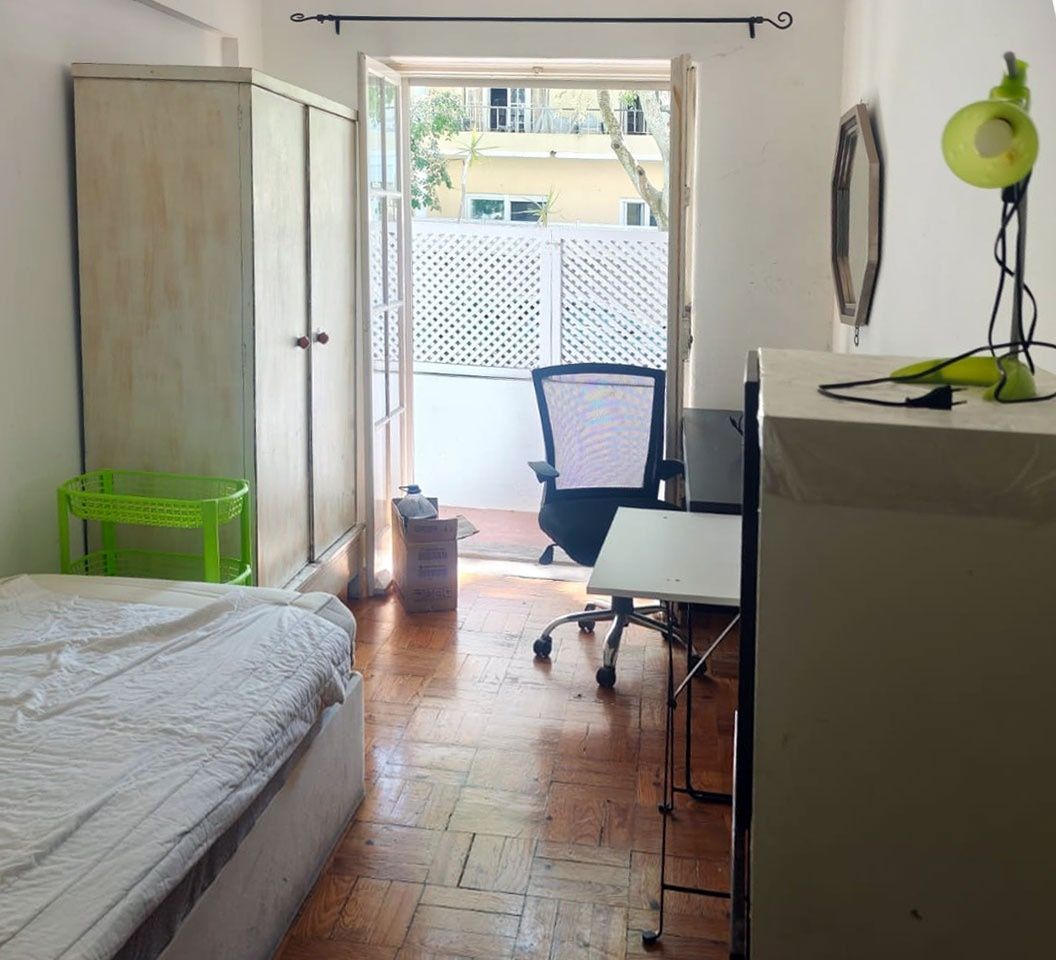 Quarto em cascais junto ao tribunal