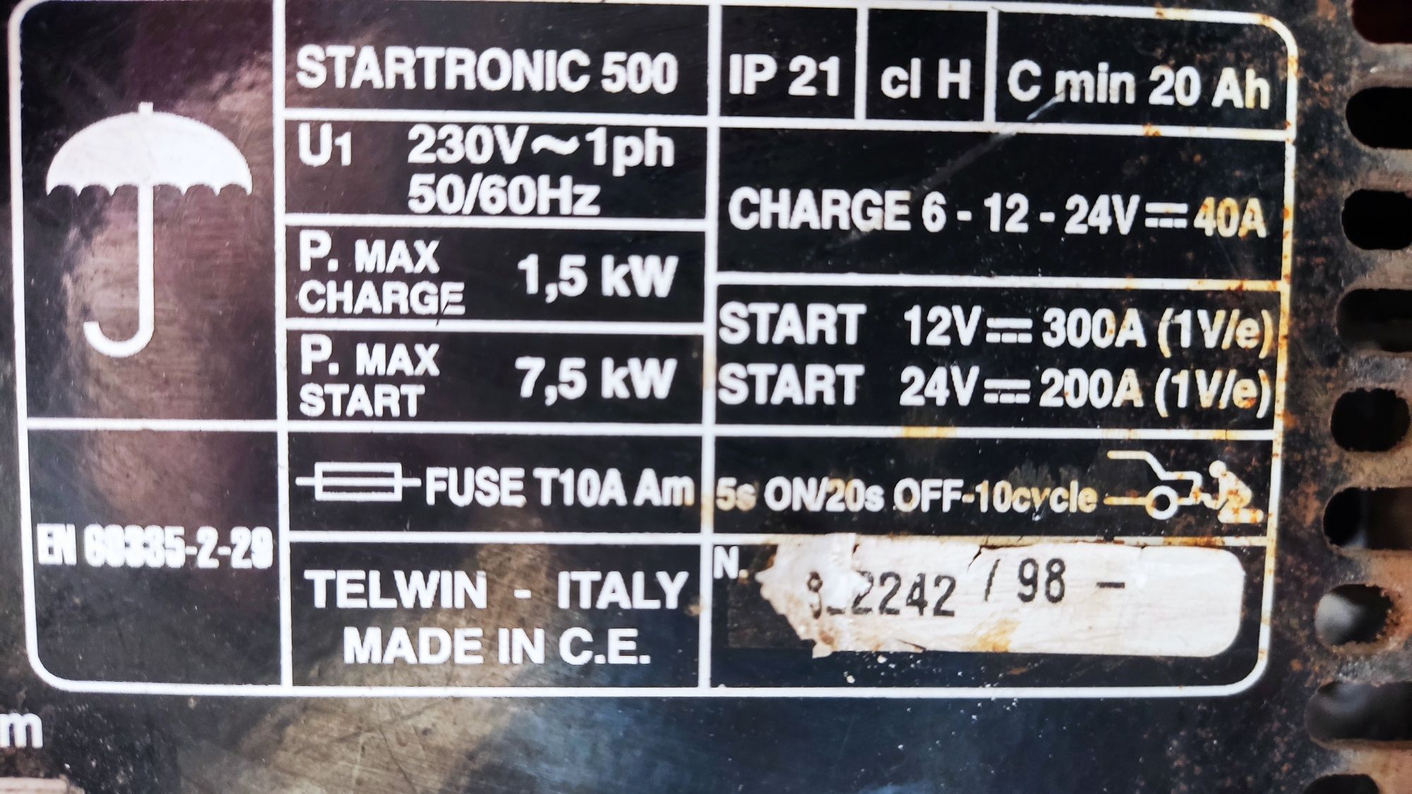 Carregador de Bateria Profissional Telwin/6V/12V/24V