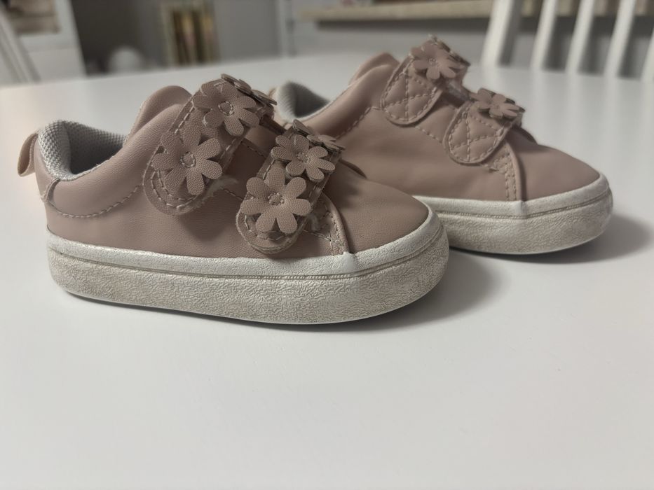 Buty sportowe adidasy H&M 20/21