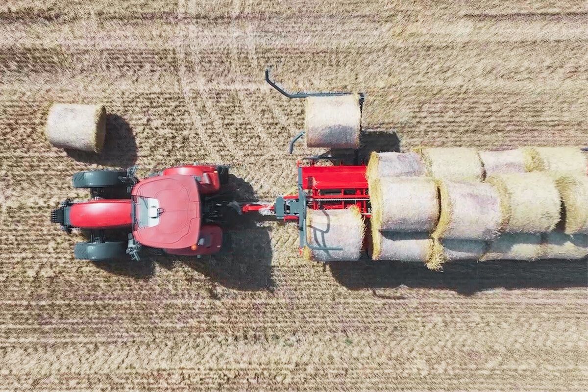 Przyczepa samozaładowcza do bel KOBZARENKO PT-18