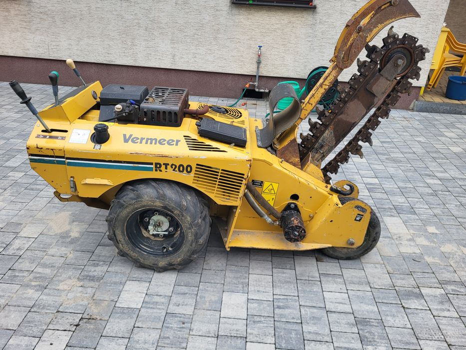 Koparka łańcuchowa Vermeer rt200