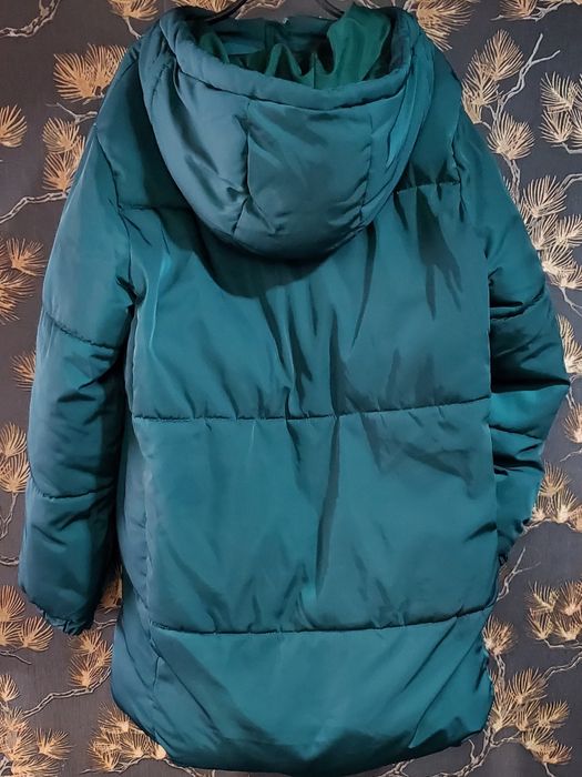 Пальто зимове стьобане колір зелений оксамитовий розмір xs Cropp