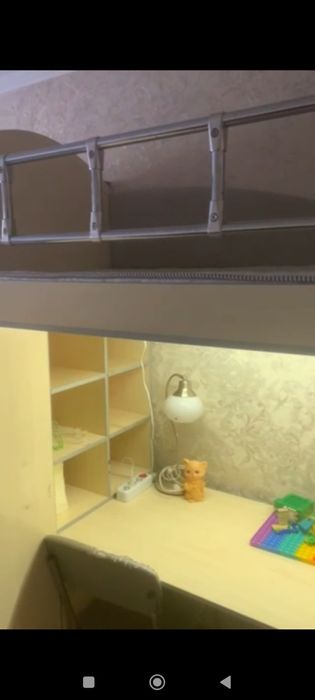 Ліжко горище чердак