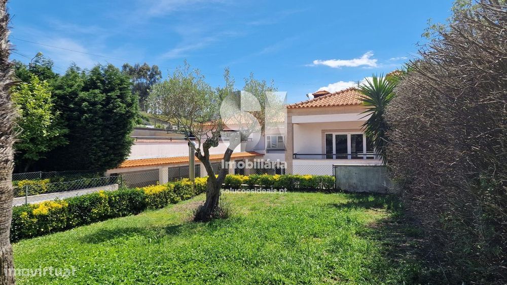 Moradia T5 - Paredes - Rebordosa