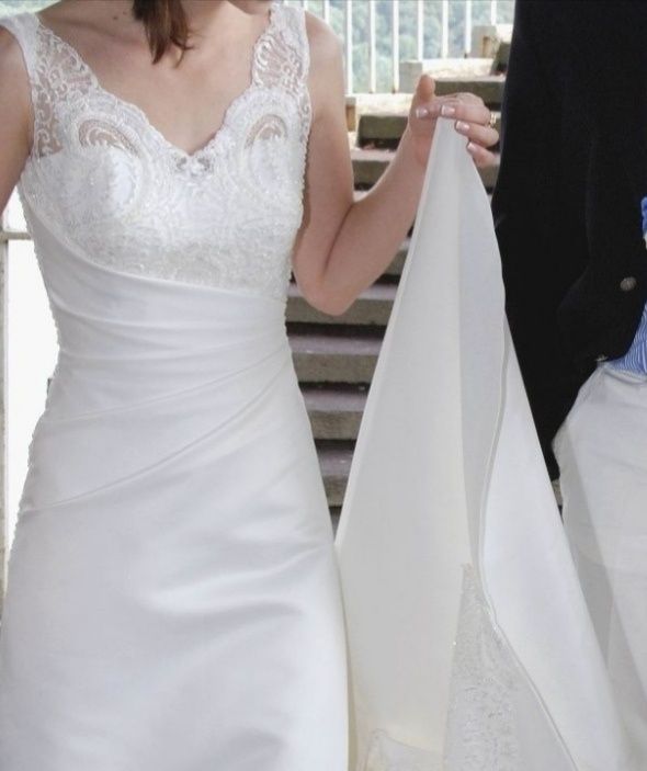Sukienka ślubna rozmiar 34 wzrost 170cm przy obcasie 7cm