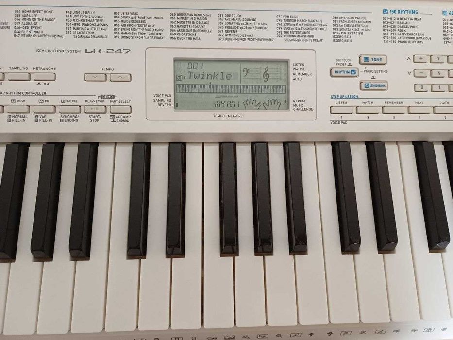 Синтезатор Casio LK-247!!! Динамічна модель! Піаніно.