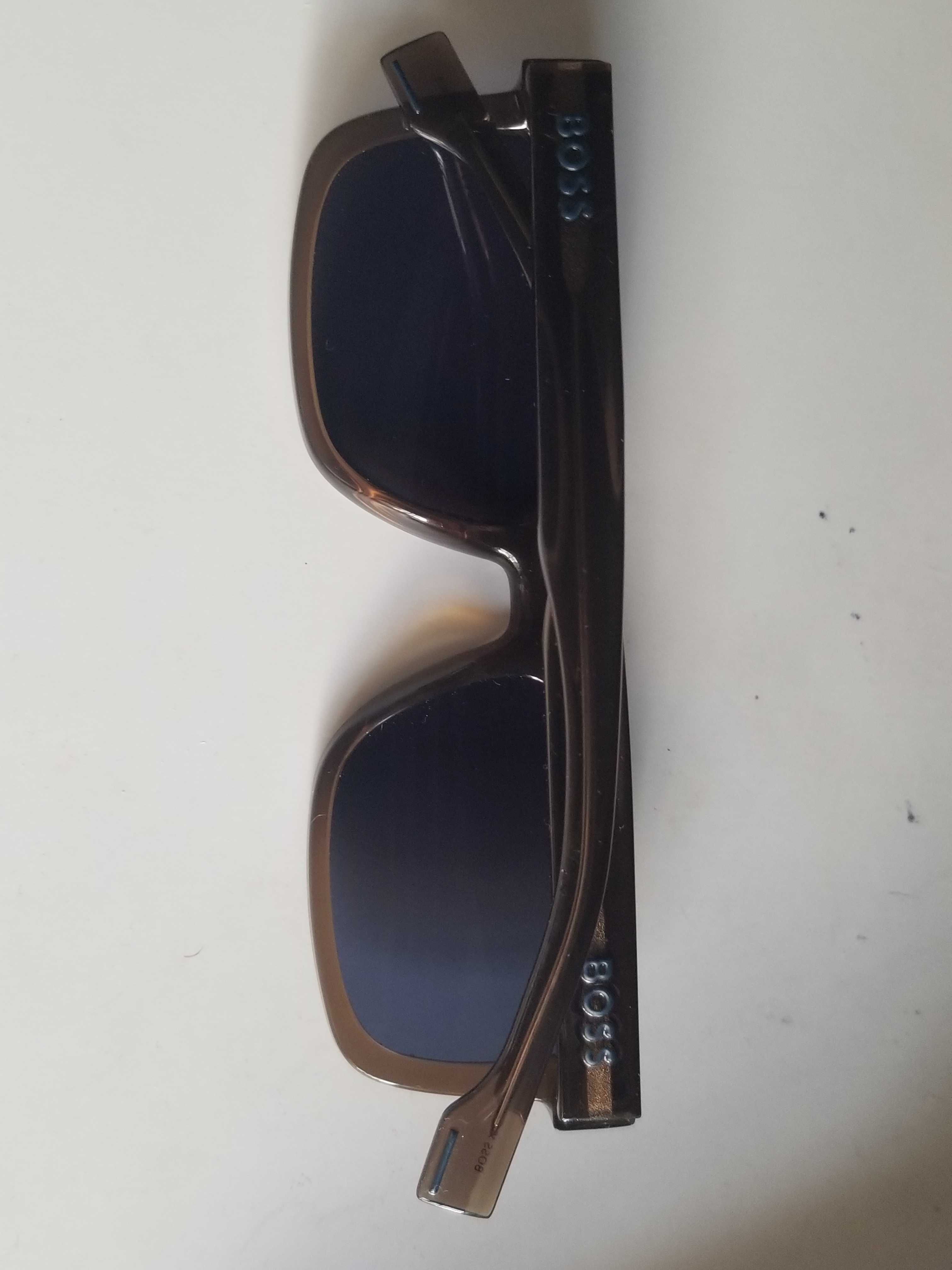 BOSS ÓCULOS  MUITO BONITOS 70€ irrepreensíveis Lisboa