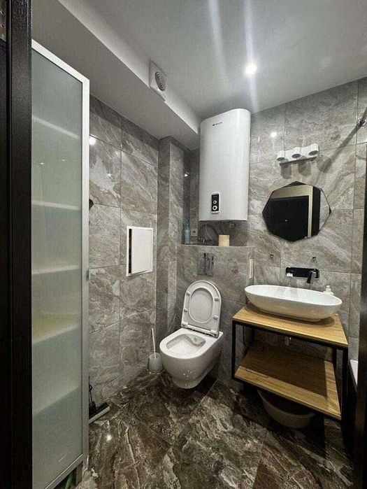 АК 2 Кімнатна Лівобережна Русановка вторичка Ентузіастів 7