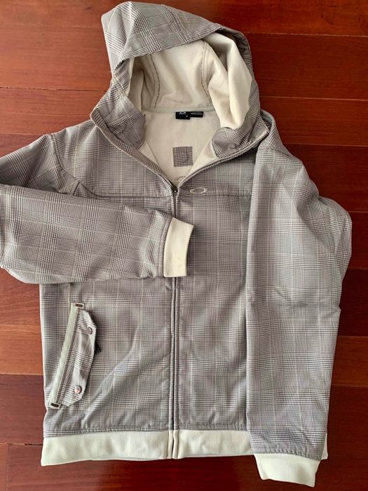 Casaco Oakley - Soft Shell com forro polar