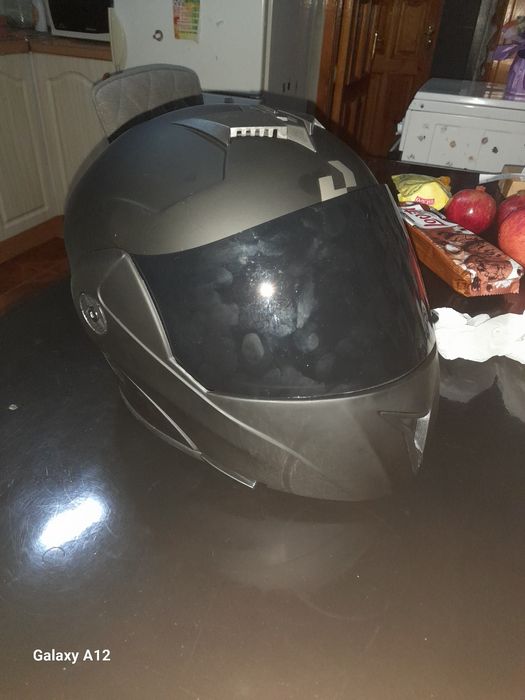 Мотошлем, размер 54-56