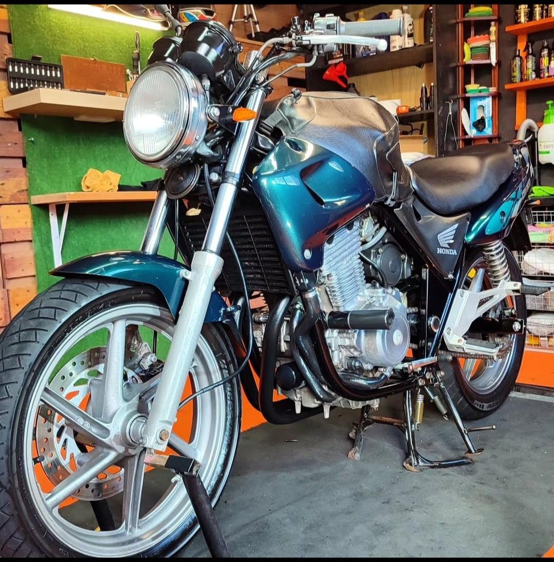 Honda cb 500 pc 26