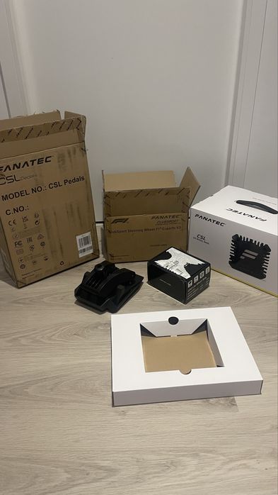 Fanatec DD5nm Bundle completo