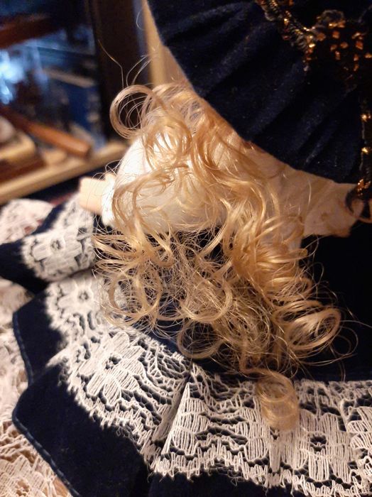 Boneca Porcelana Antiga