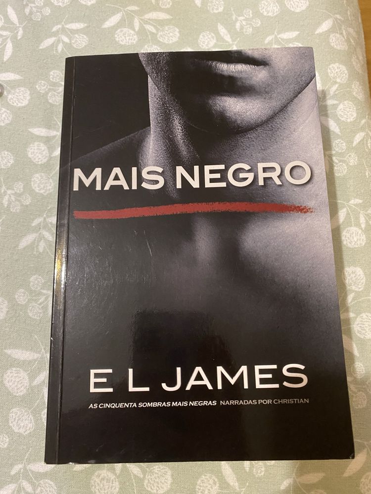 Livro “Mais Negro” 50 sombras de grey