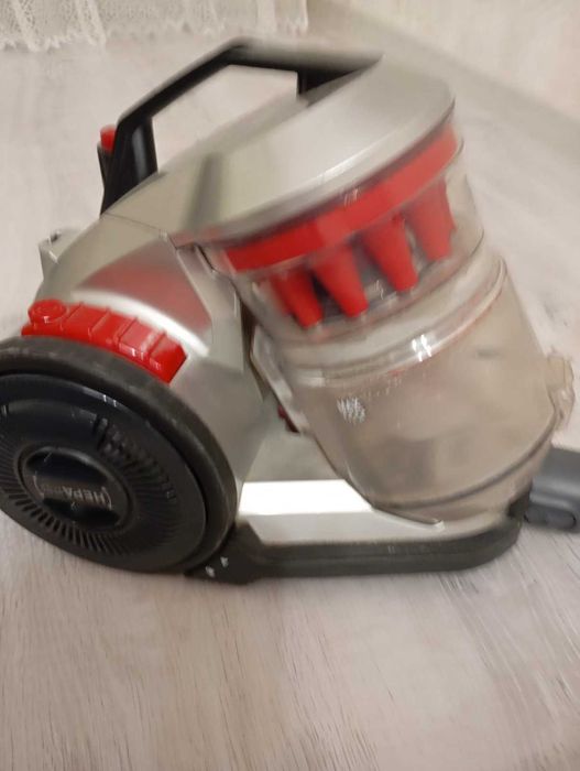 Пилесос безмішковий Dirt Devil