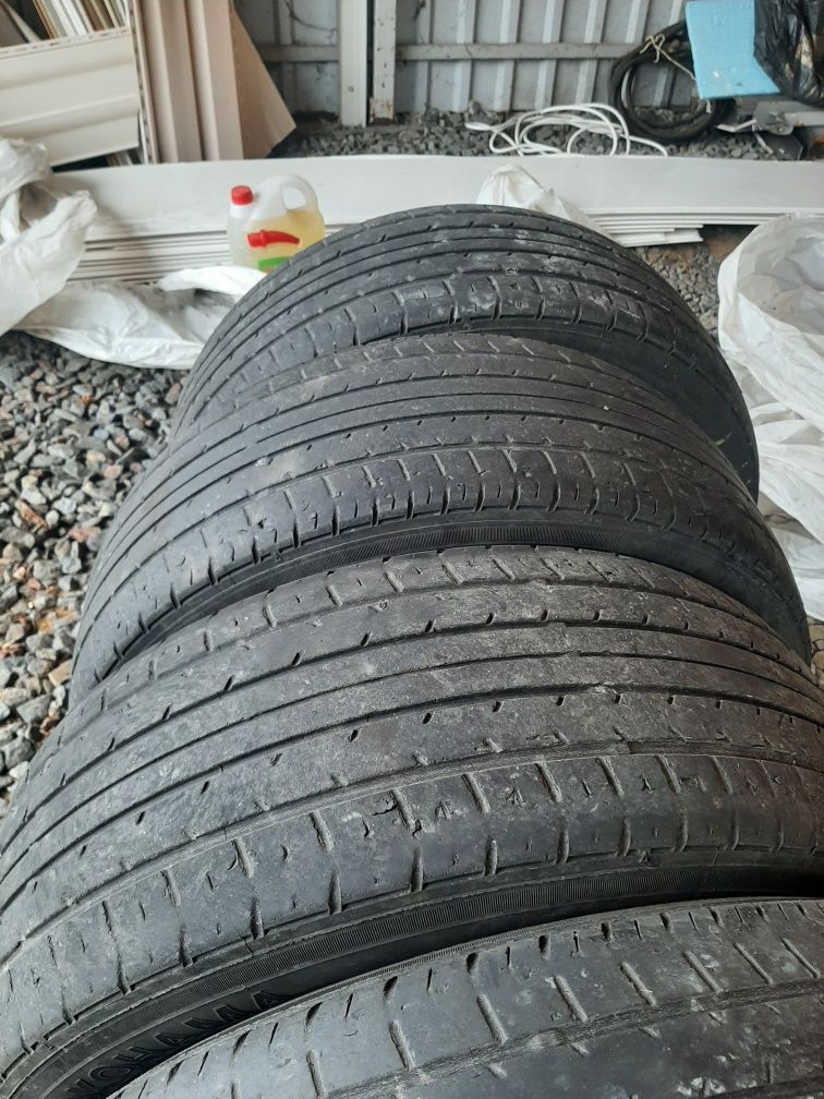 Покрышки Yokogama Advan 205/55R16 комплект.