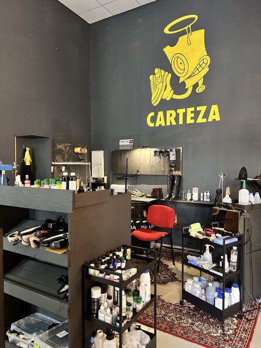 Продается бизнес по химчистке и реставрации обуви с обучением.