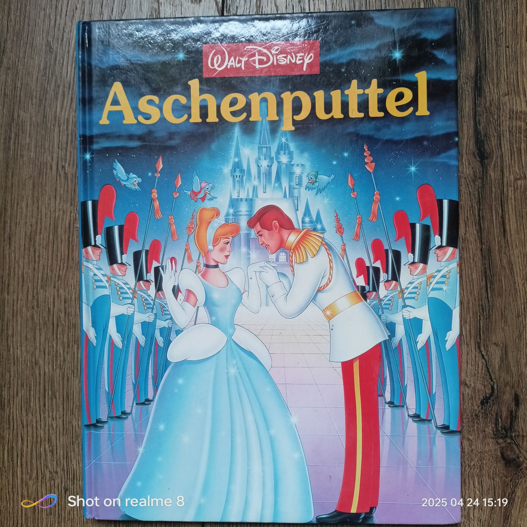 książkę „Aschenputtel” (Kopciuszek) – Walt Disney, 1991