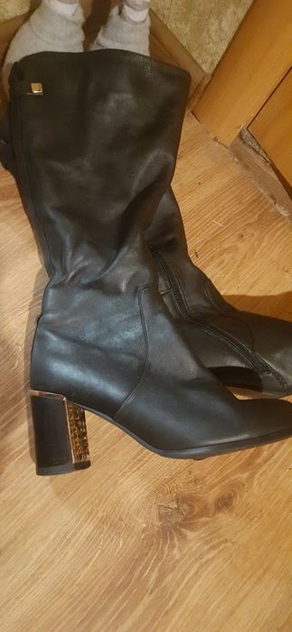 Шкіряні сапожки 38 р