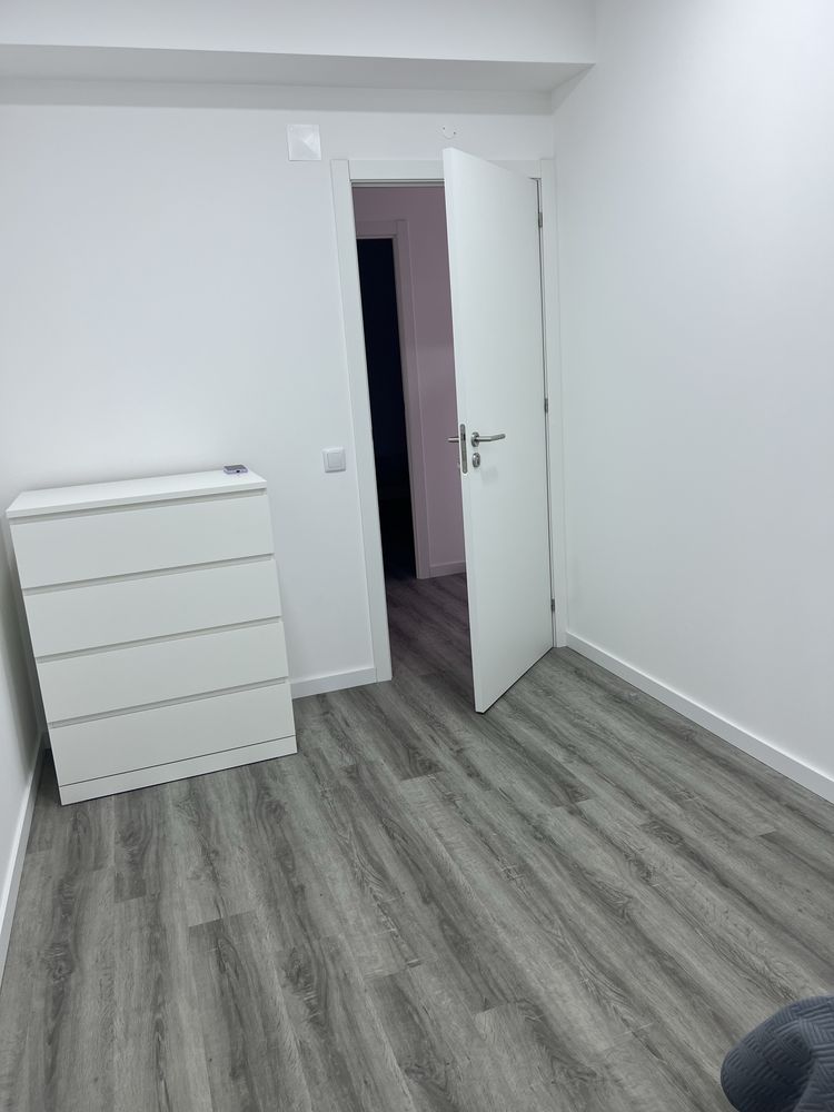 Quartos novos para alugar