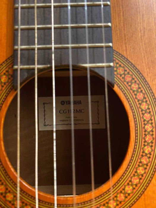 Продам гітару YAMAHA CG112MС