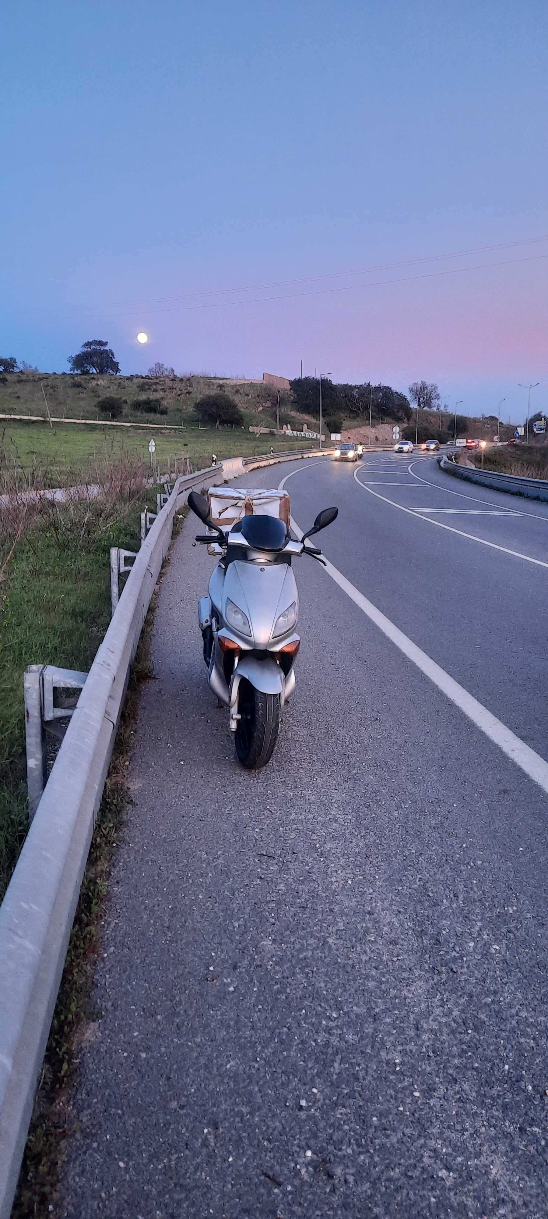 Scooter Yamaha maxster 125