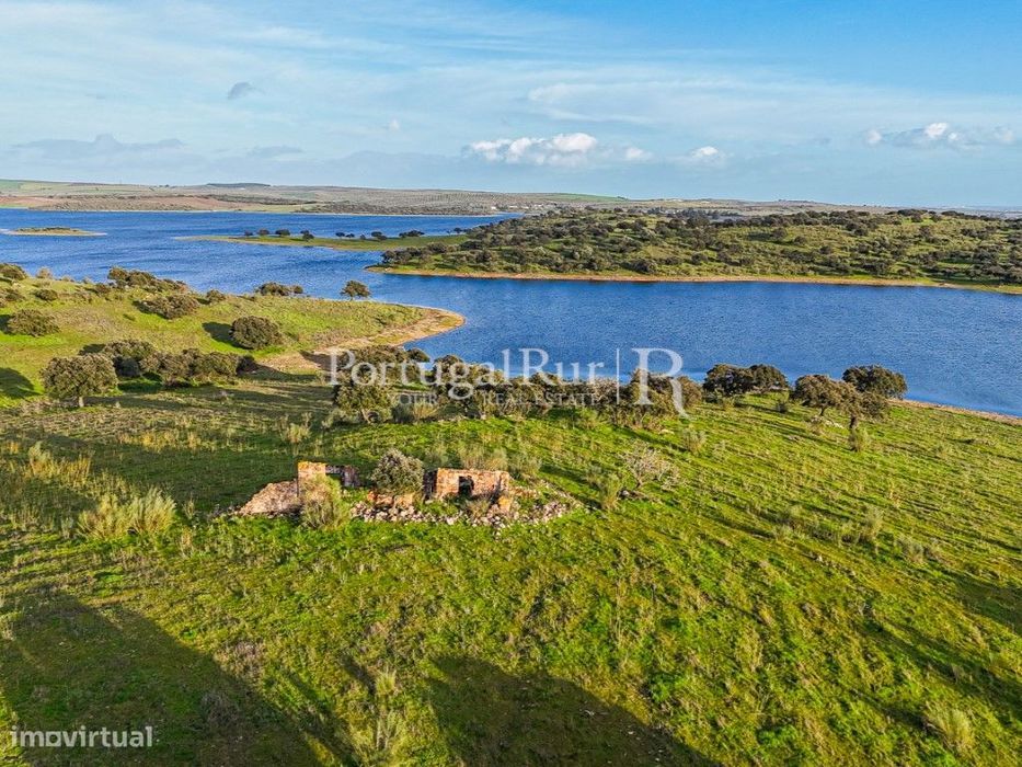 Herdade de 36,5ha na Barragem do Caia com Projeto Aprovado