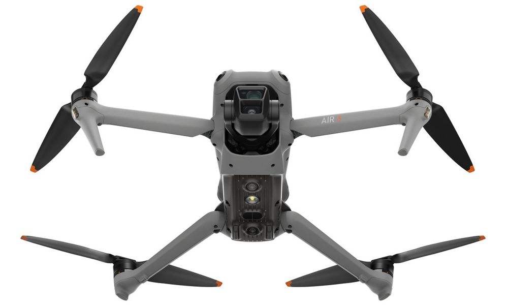 Квадрокоптер Dji Air 3