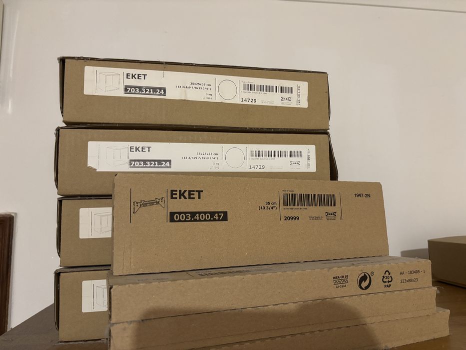 NOVO: 4 estantes brancas de parede IKEA - cubos EKET