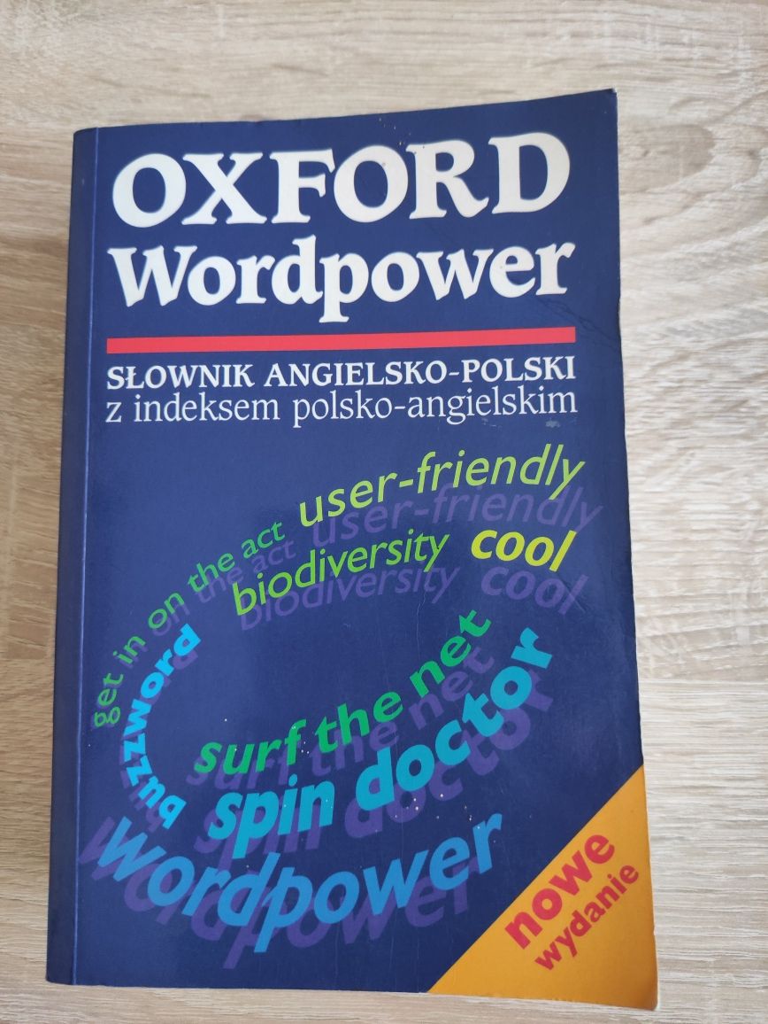 Słownik angielsko-polski z indeksem polsko angielskim