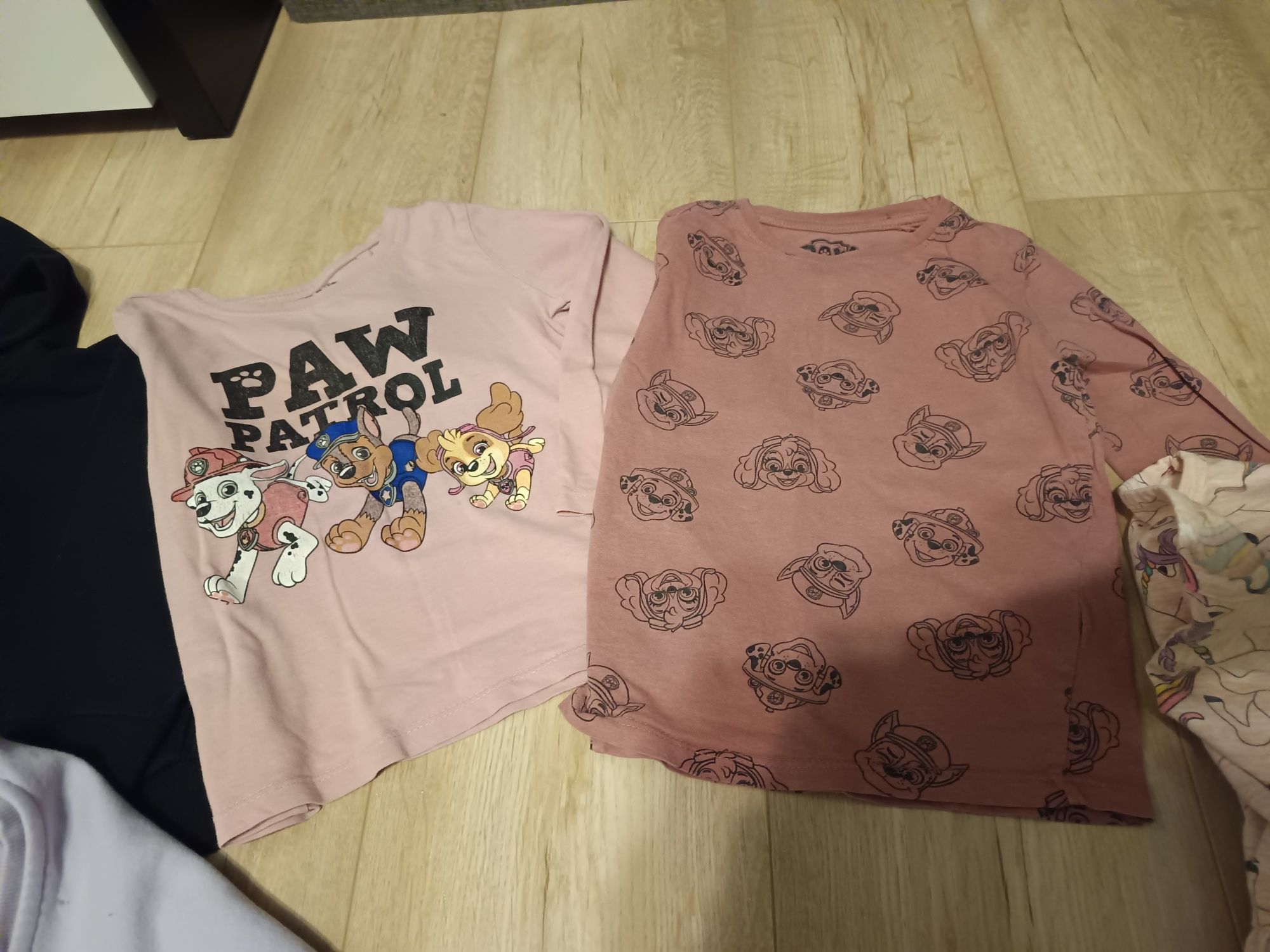 Zestaw dziewczynka bluzy bluzki sukienka 104/110