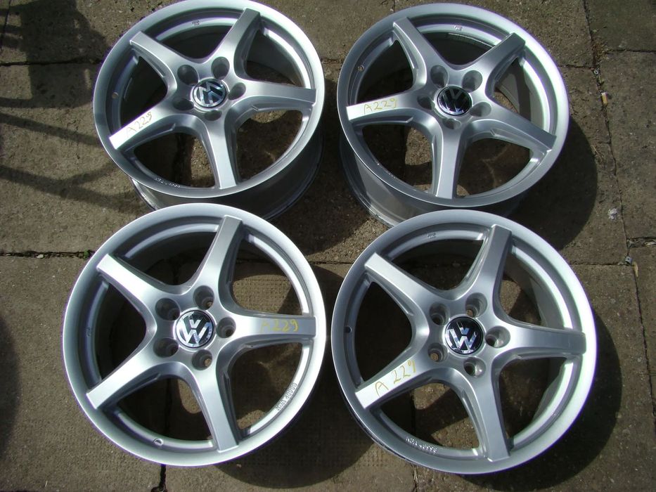 a229 5x112 VW Arteon Tiguan T-Roc Caddy Jetta Touran Golf VII VIII Passat B7 B8 7,5x17