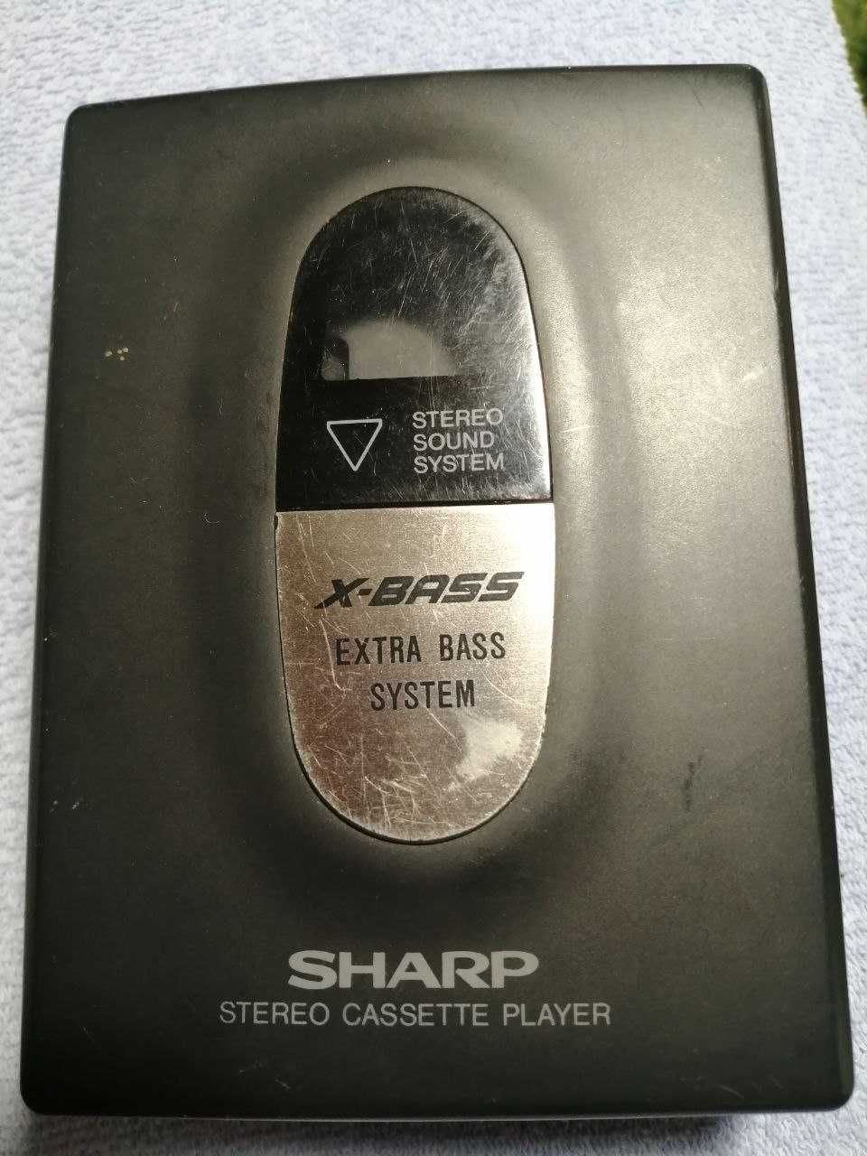 Продам кассетный плеер " Sharp " .