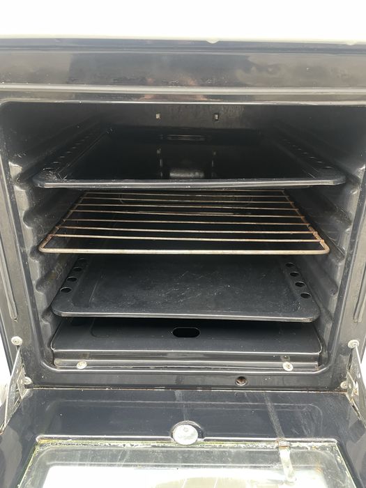 Продам газову плиту