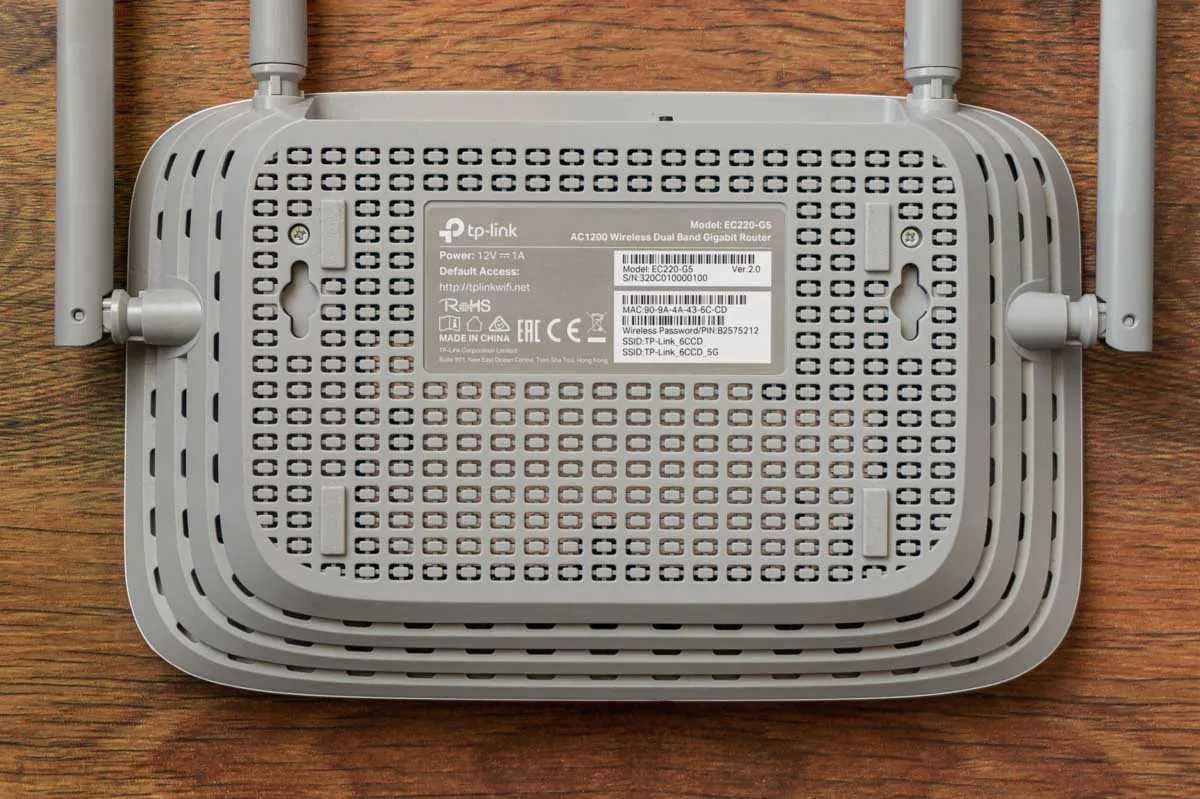 Новий двухдіапазонний роутер TP-Link EC220-G5