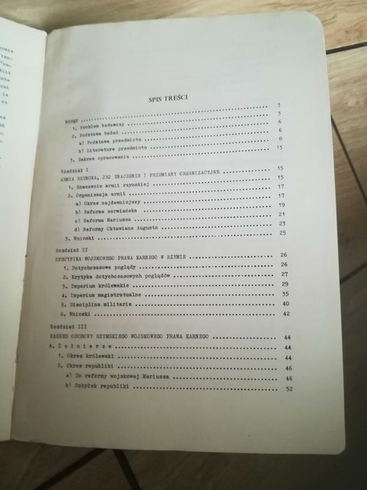 Studia nad rzymskim wojskowym prawem karnym. 	
Gerard Kuleczka