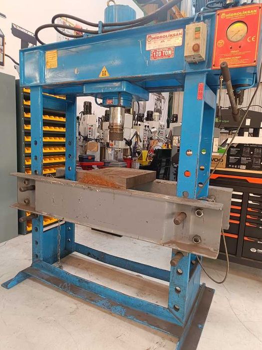 Mavipal | PRENSA HIDRÁULICA AUTO HIDROLIKSAN 120 TON