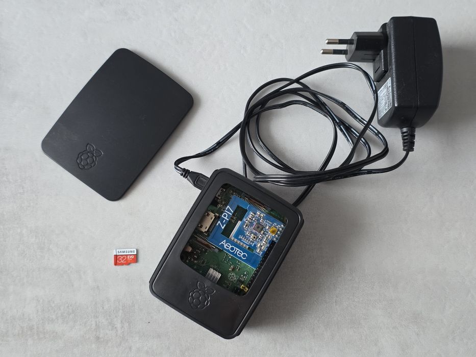 Rasberry Pi 3 + karta 32GB
