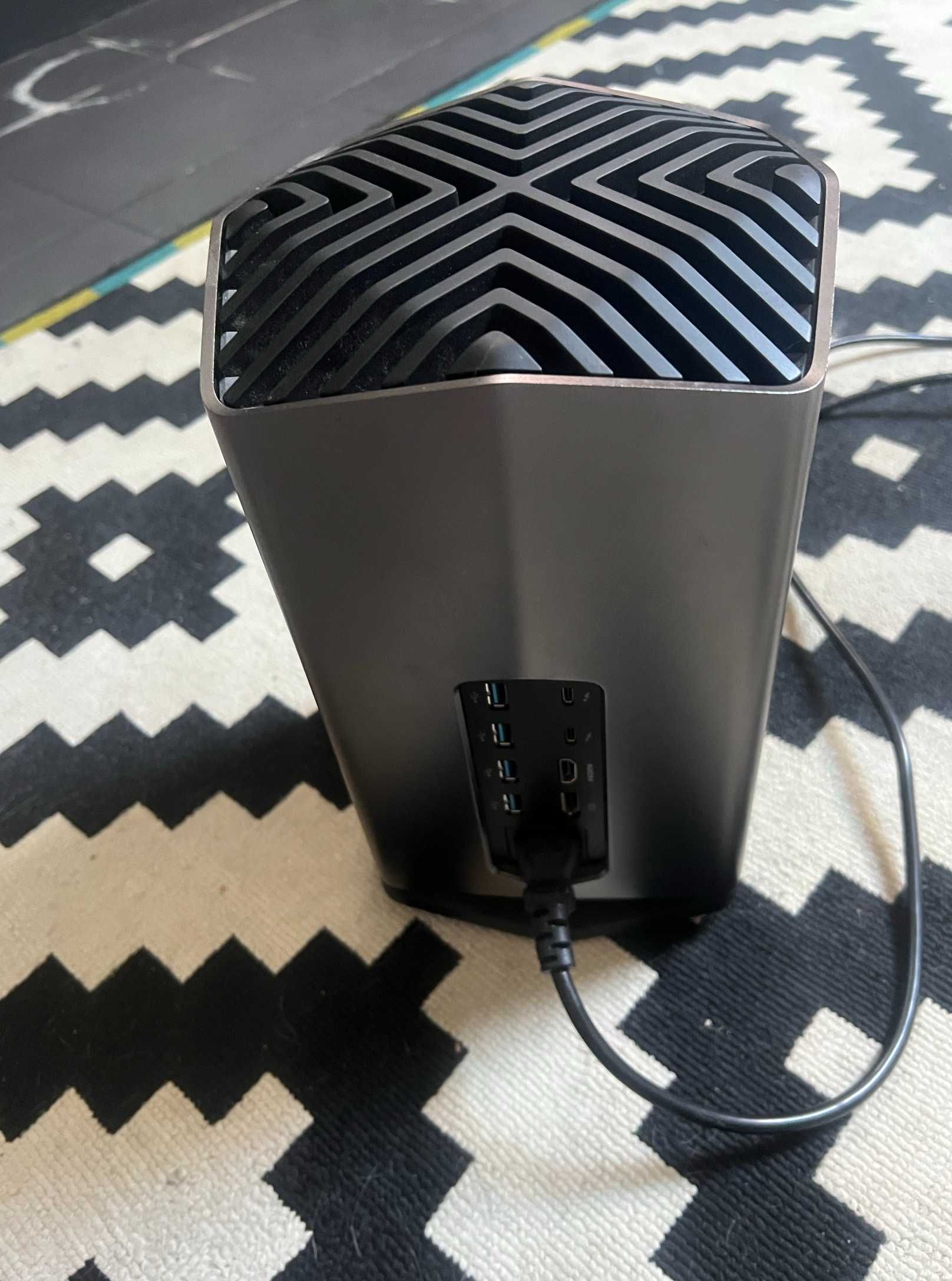 Blackmagic eGPU PRO Radeon RX Vega 56 (zewnętrzna karta graficzna).