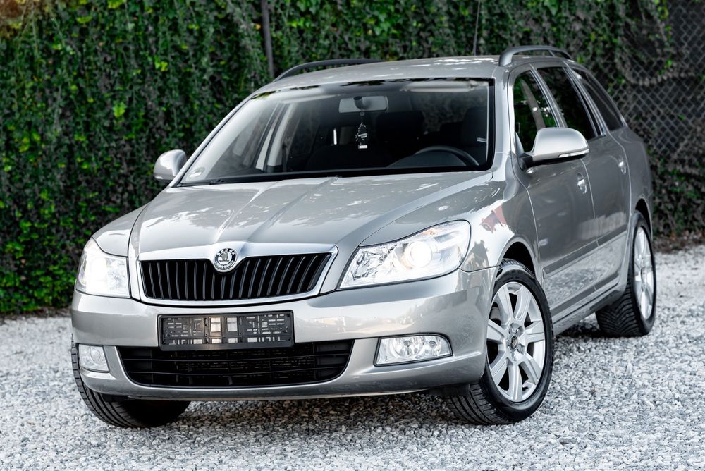 Skoda Octavia 1.6 LPG 102KM Grzane Fotele Parktronic Tempomat Serwis